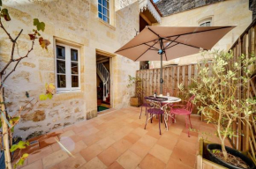  Logis Loiseau avec terrasse  Сент-Эмильон